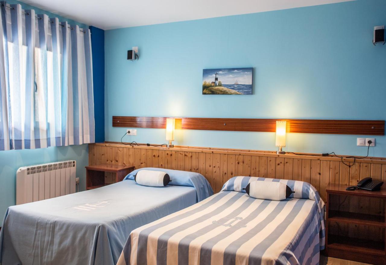 Hotel A. G. Porcillan Ribadeo Esterno foto