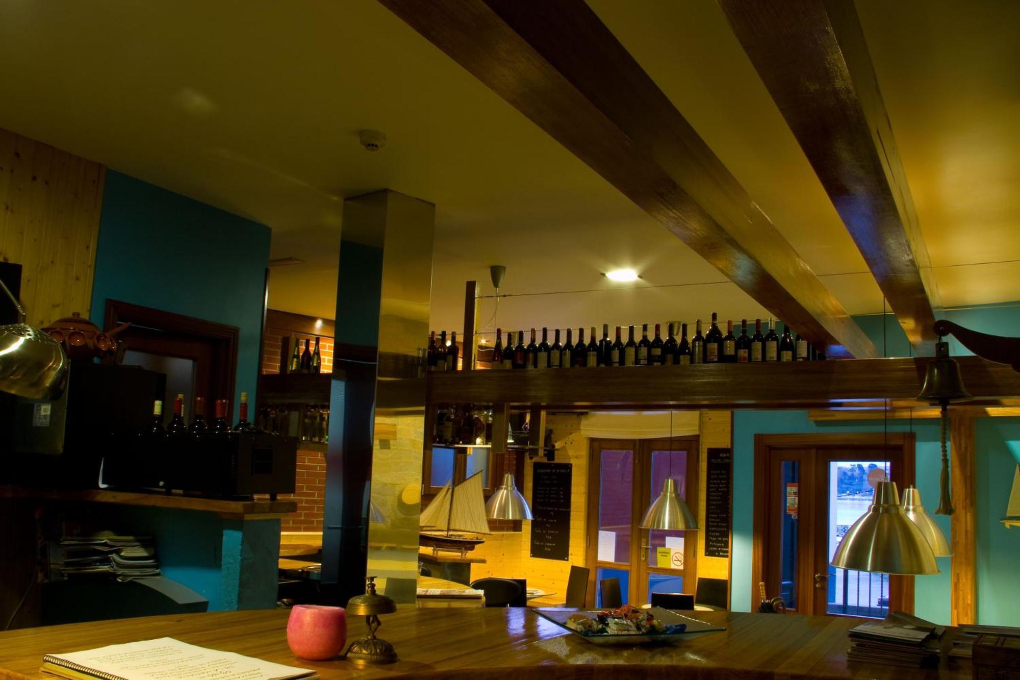 Hotel A. G. Porcillan Ribadeo Esterno foto