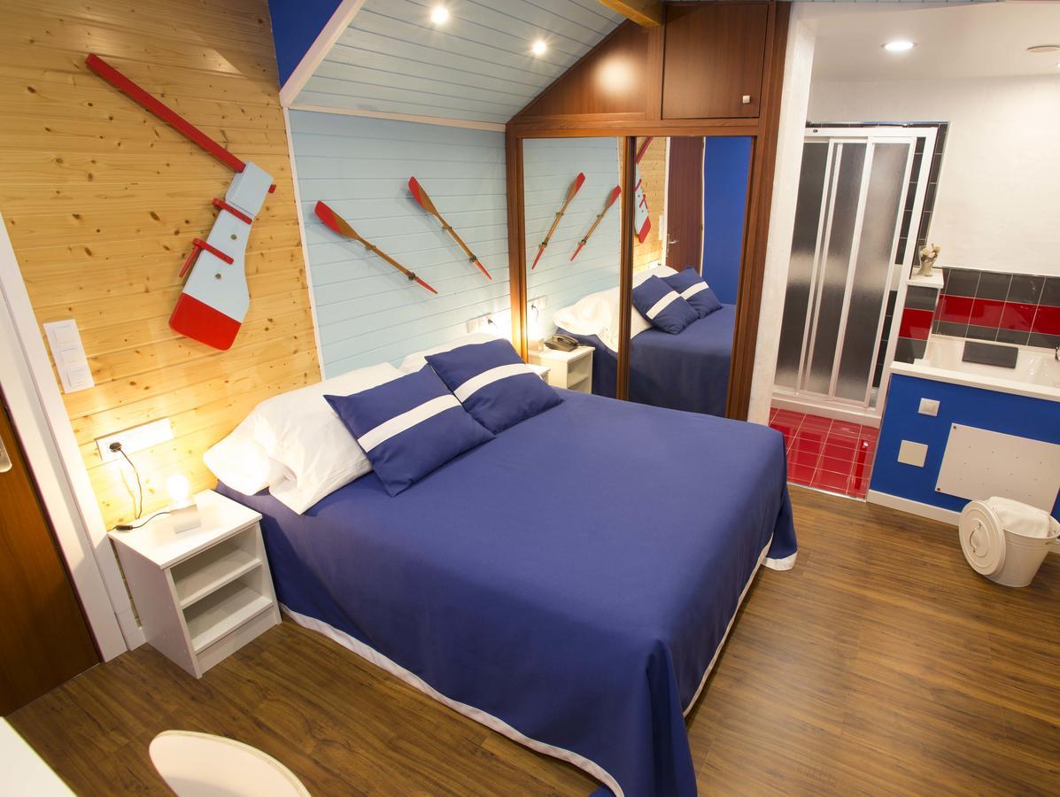 Hotel A. G. Porcillan Ribadeo Esterno foto